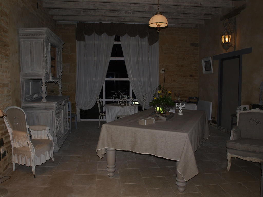 Bed and Breakfast Le Cordon Blanc-Évran Exterior foto